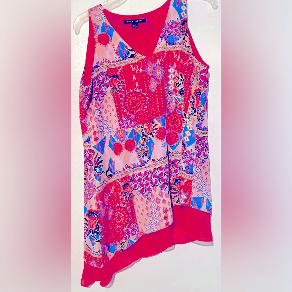 Zac & Rachel Asymmetrical tunic top.